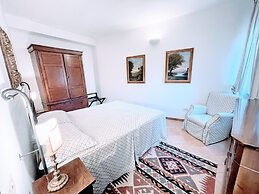 Casetta - Sleeps 5 With Aircon, Wifi, Pool and Astounding Views