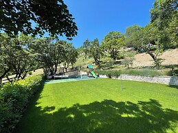 Casetta - Sleeps 5 With Aircon, Wifi, Pool and Astounding Views