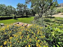 Casetta - Sleeps 5 With Aircon, Wifi, Pool and Astounding Views