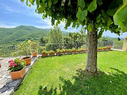 Casetta - Sleeps 5 With Aircon, Wifi, Pool and Astounding Views