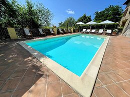 Casetta - Sleeps 5 With Aircon, Wifi, Pool and Astounding Views