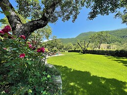 Casetta - Sleeps 5 With Aircon, Wifi, Pool and Astounding Views