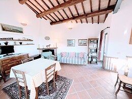 Casetta - Sleeps 5 With Aircon, Wifi, Pool and Astounding Views