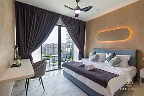 Datum Jelatek Sky Residence KLCC, Five Senses