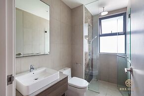 Datum Jelatek Sky Residence KLCC, Five Senses