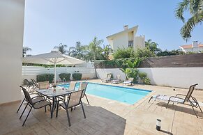 Protaras Holiday Villa Dv27