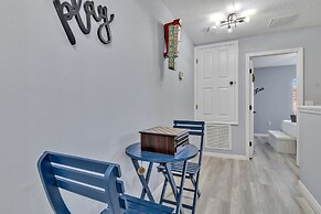 Ellas Blue House is Near Disney Theme Park