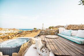 Paraga Scorpios Villa1 hot tub 7 Mins Walk to Beach by Calypso Sunset 