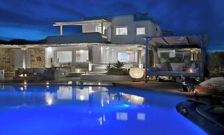 Paraga Scorpios Villa1 hot tub 7 Mins Walk to Beach by Calypso Sunset 