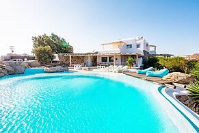 Paraga Scorpios Villa1 hot tub 7 Mins Walk to Beach by Calypso Sunset 