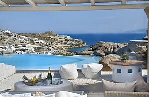 Paraga Scorpios Villa1 hot tub 7 Mins Walk to Beach by Calypso Sunset 