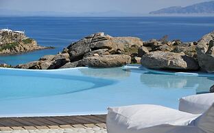 Paraga Scorpios Villa1 hot tub 7 Mins Walk to Beach by Calypso Sunset 