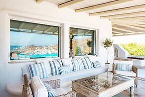 Paraga Scorpios Villa1 hot tub 7 Mins Walk to Beach by Calypso Sunset 