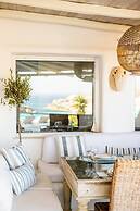 Paraga Scorpios Villa1 hot tub 7 Mins Walk to Beach by Calypso Sunset 