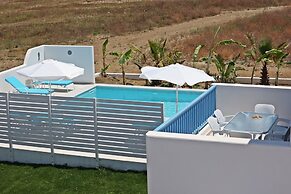 Xenos Villa 7 With a Private Pool Near the sea