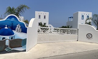 Xenos Villa 7 With a Private Pool Near the sea