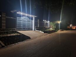 Beautiful Family House