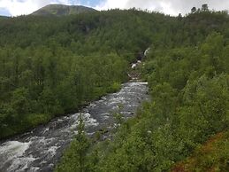 Elvestua House in Nature