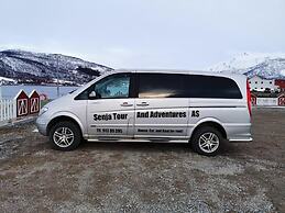 Elvestua House in Nature