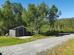 Elvestua House in Nature