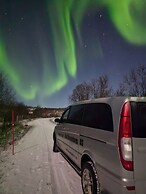 Elvestua House in Nature