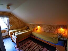 Elvestua House in Nature