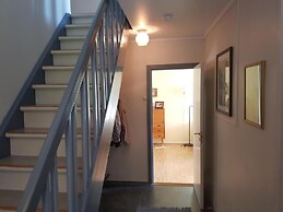 Elvestua House in Nature