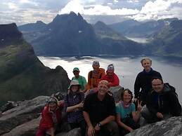 Elvestua House in Nature