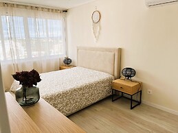 1+1 Bedroom Apartment Veiga, Praceta Vitorino Nemésio, Albufeira