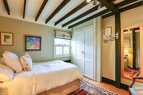 Lovely 4-bed House in Village of Sandhurst