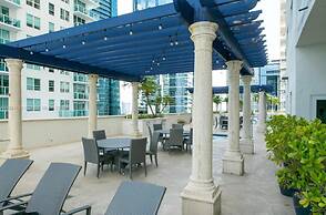 Modern Brickell Condo With Amazing Bay Views