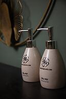 Madelise Palace Hotel & Spa