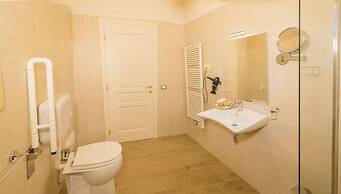 Borgo Segine