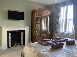 The Beach House Luxury Rooms