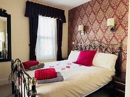 The Beach House Luxury Rooms