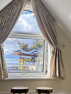 The Beach House Luxury Rooms