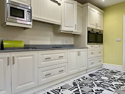 The Beach House Luxury Rooms