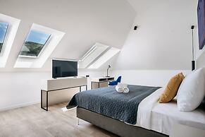 Kala Luxury rooms by DuHomes