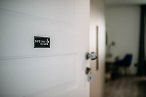 Kala Luxury rooms by DuHomes