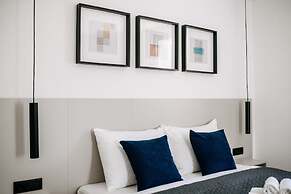 Kala Luxury rooms by DuHomes