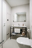 Kala Luxury rooms by DuHomes