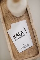 Kala Luxury rooms by DuHomes