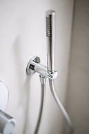 Kala Luxury rooms by DuHomes