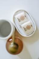 Kala Luxury rooms by DuHomes