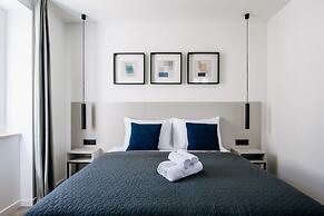 Kala Luxury rooms by DuHomes