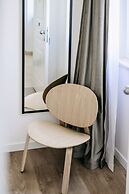 Kala Luxury rooms by DuHomes