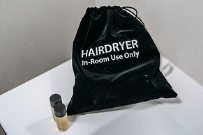 Kala Luxury rooms by DuHomes