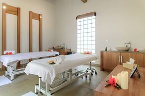 Royal Andilana Resort & Spa