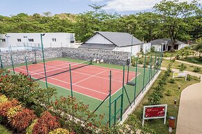 Royal Andilana Resort & Spa