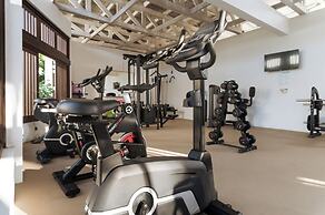 Royal Andilana Resort & Spa